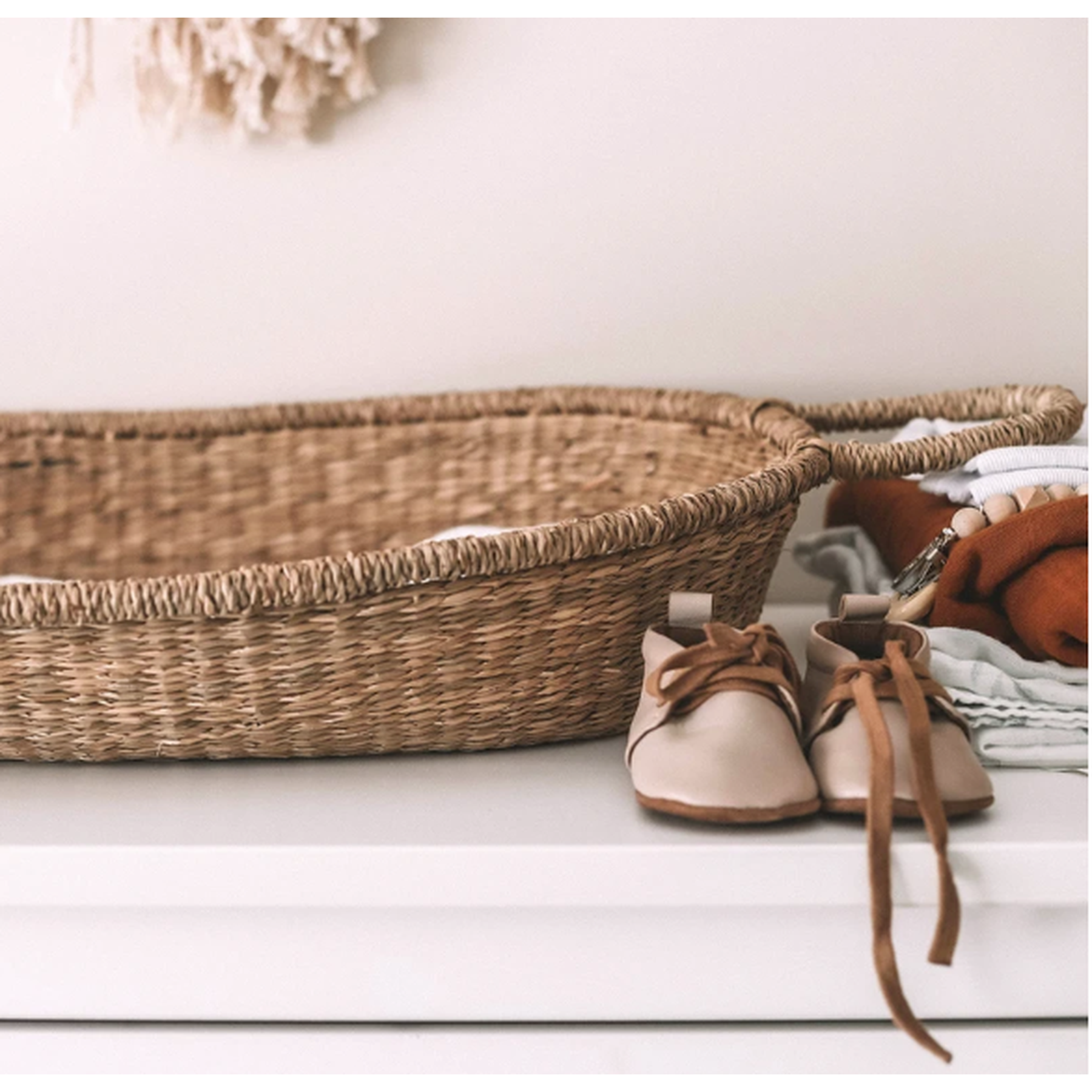 olli and ella changing basket