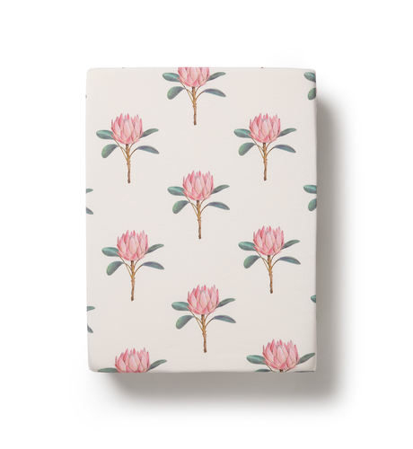 Wilson & Frenchy Organic Bassinet Sheet - Pretty Protea