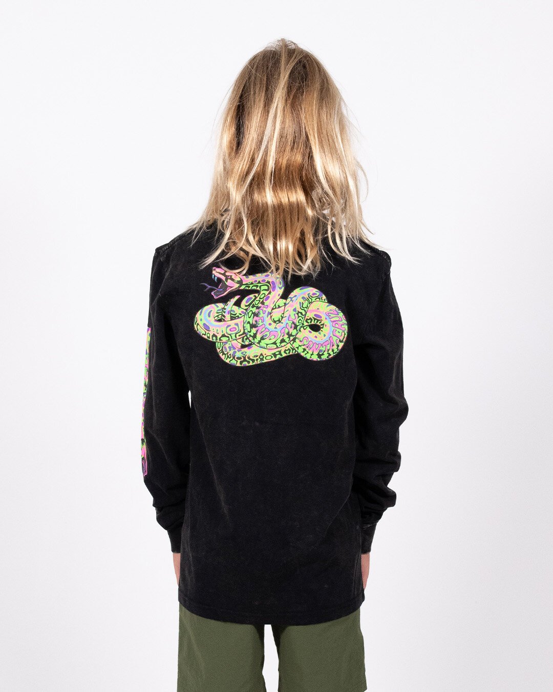 Santa Cruz Blacklight Kendall Snake L/S T-Shirt - Black