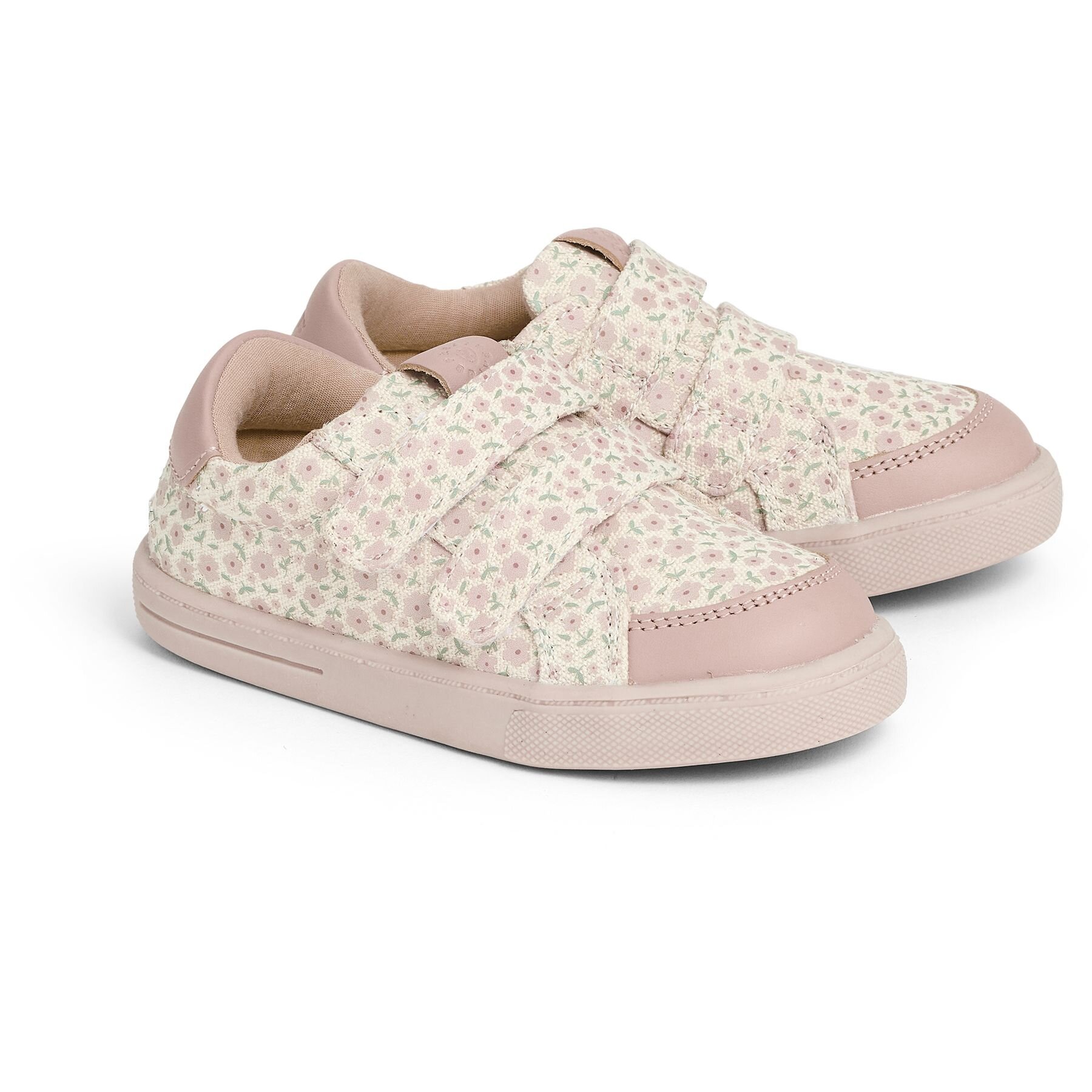 Clearance trainers online hotsell