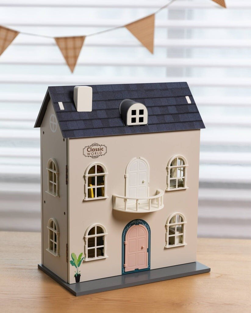 Retro dolls house 2025